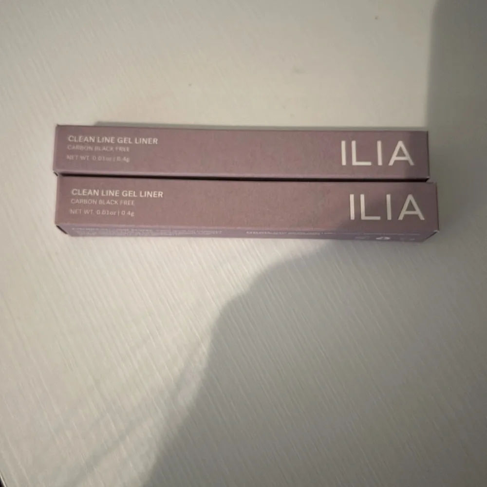 NEW Ilia Clean Line Gel Liner